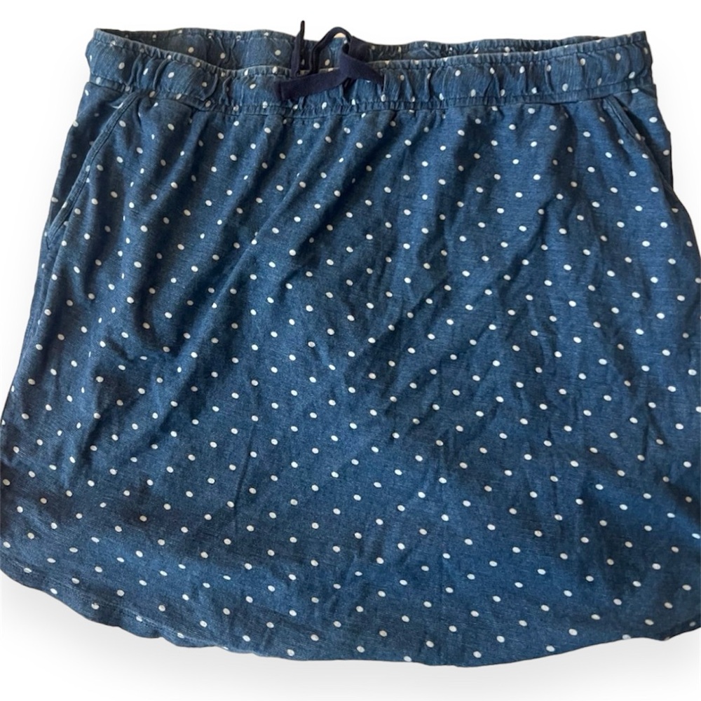Boden blue and white polka dot skirt